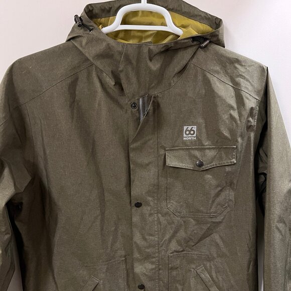 66 North Raincoat / Green / Large - Picture 2 of 3